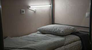 Гостиница Хостел Обской Обь Двухъярусная кровать в общем номере для женщин (до 4 взрослых)-3